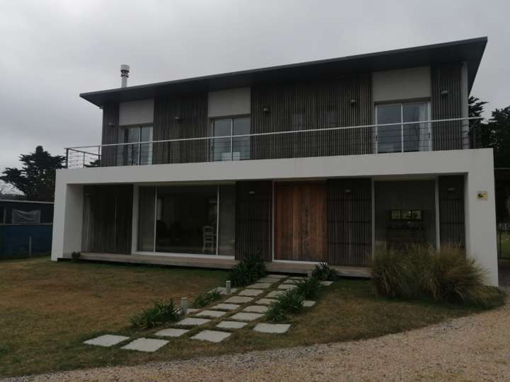 Casa en venta en Punta Ballena