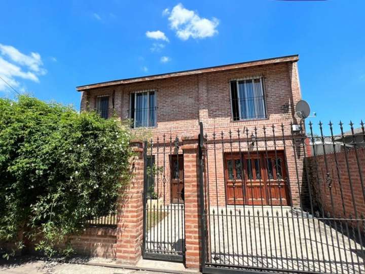 Casa en venta en Salta, 943, Buenos Aires