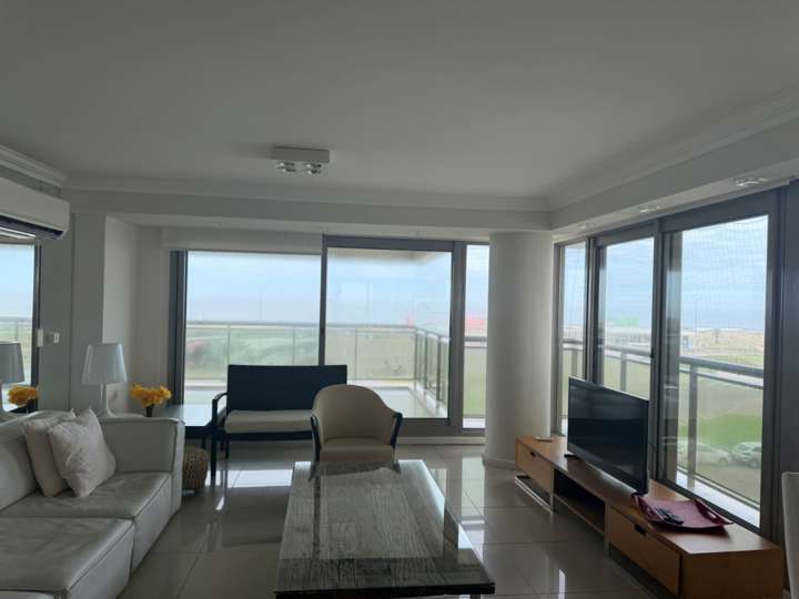 Apartamento en venta en Punta Del Este