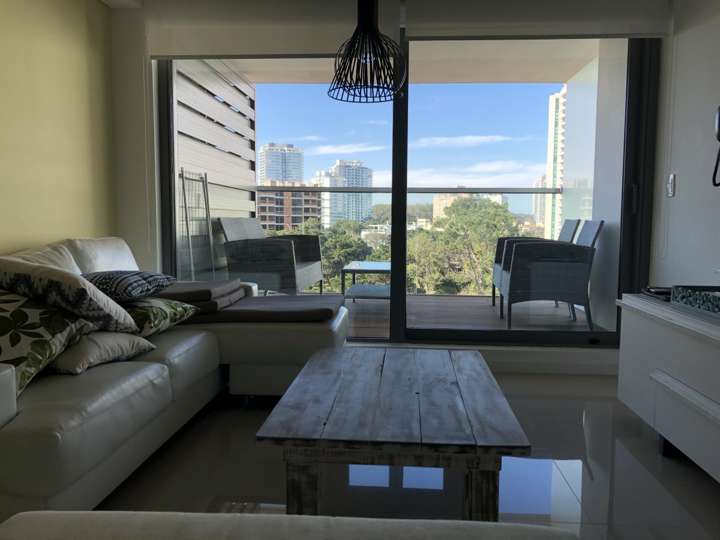 Apartamento en venta en Carlos Vaz Ferreira, Punta Del Este