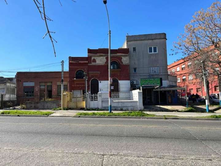 Casa en venta en Cerrito, Montevideo