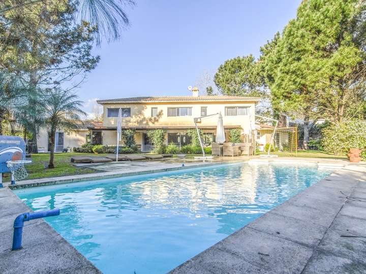 Casa en venta en Avenida del Mar, Punta Del Este