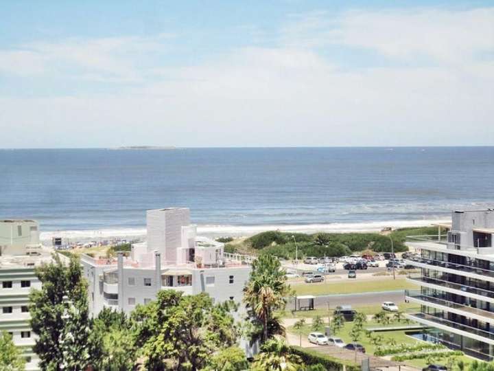 Apartamento en venta en Leyenda Patria, Punta Del Este