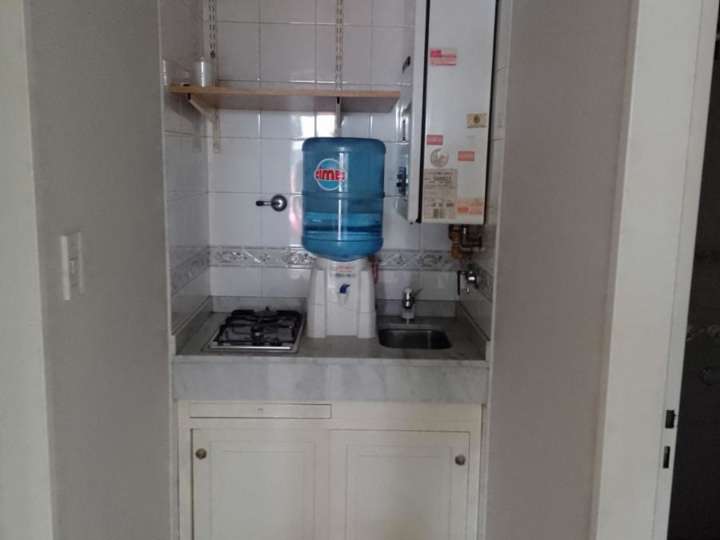 Oficina en alquiler en Somellera, 650, Adrogué