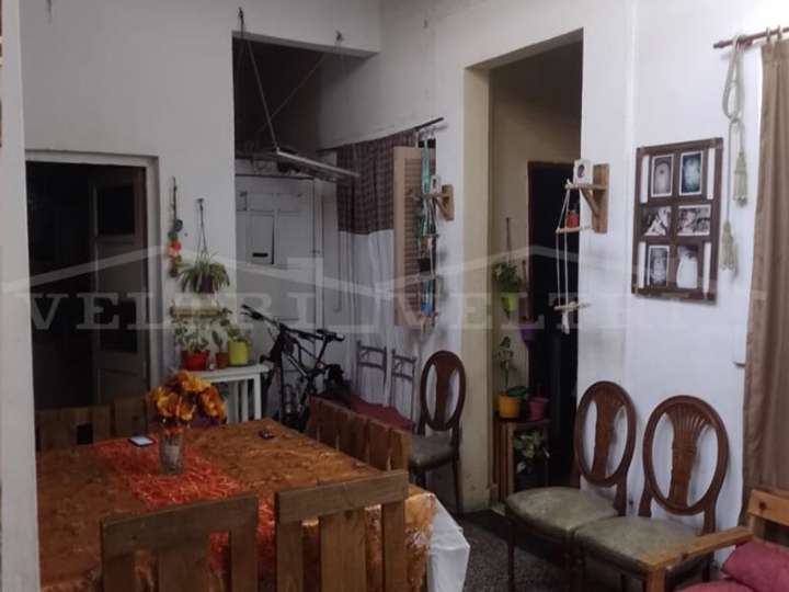 Departamento en venta en José Equiza, Buenos Aires