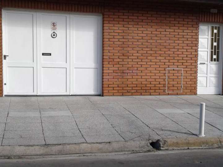 Casa en venta en 824 - San Guillermo, 6480, Martín Coronado