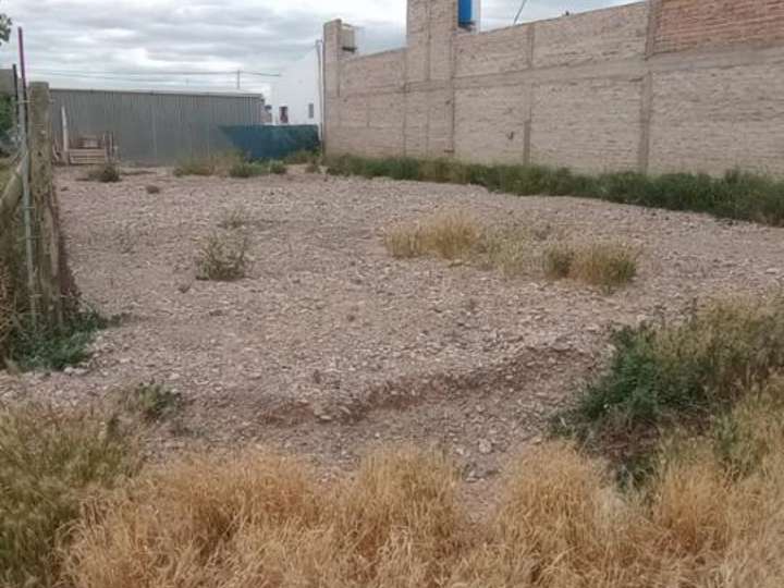 Terreno en venta en Eduardo Gelonch, General Roca