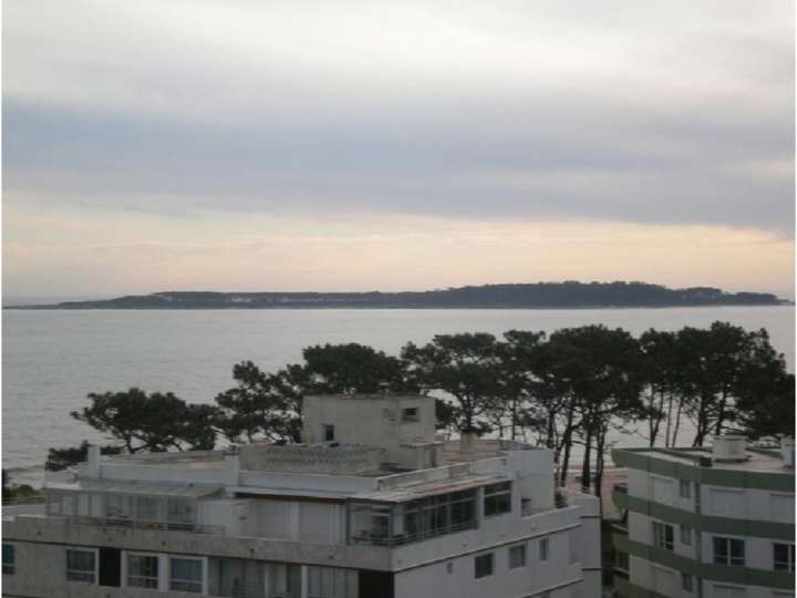 Apartamento en venta en Punta Del Este