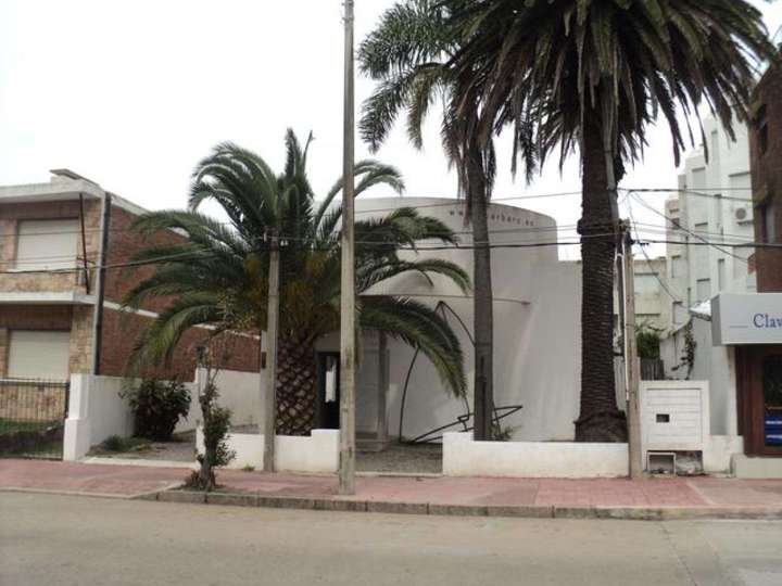 Comercial / Tienda en venta en Maldonado