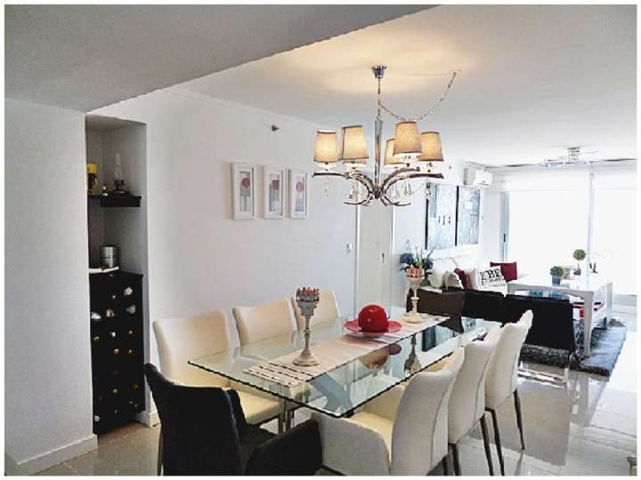 Apartamento en venta en Punta Del Este