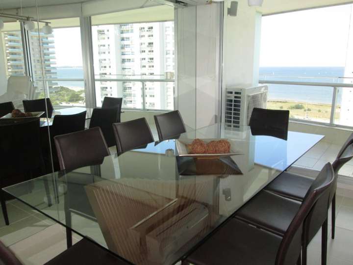 Apartamento en venta en Punta Del Este