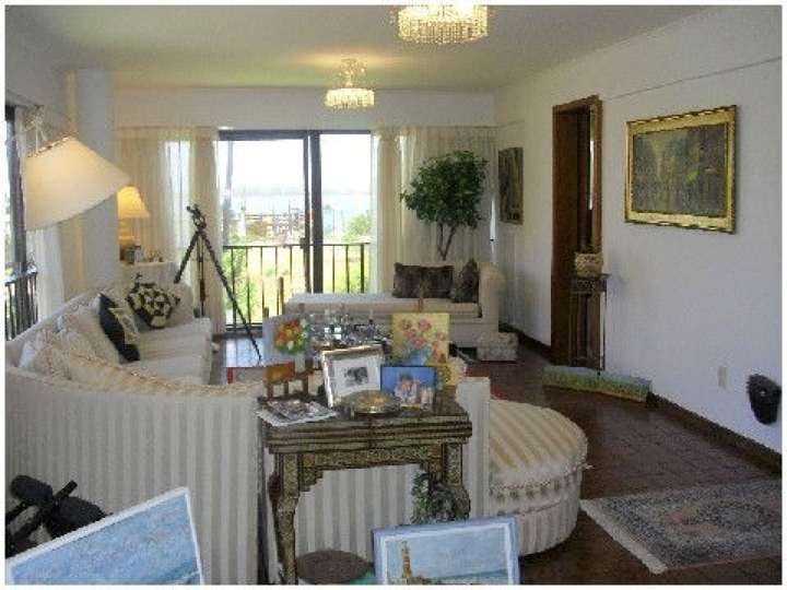 Apartamento en venta en Punta Del Este