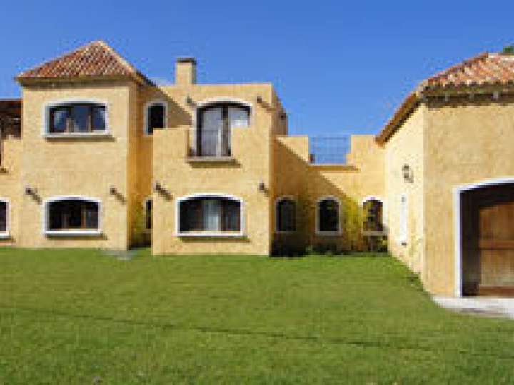 Casa en venta en Pinares, Maldonado