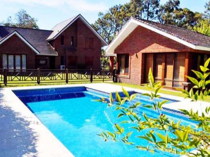 Casa en venta en Pinares, Maldonado