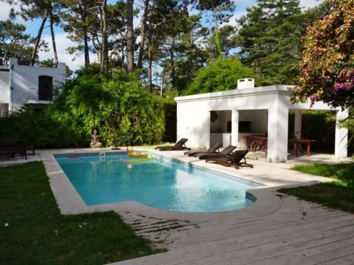 Casa en venta en Alberti, Punta Del Este