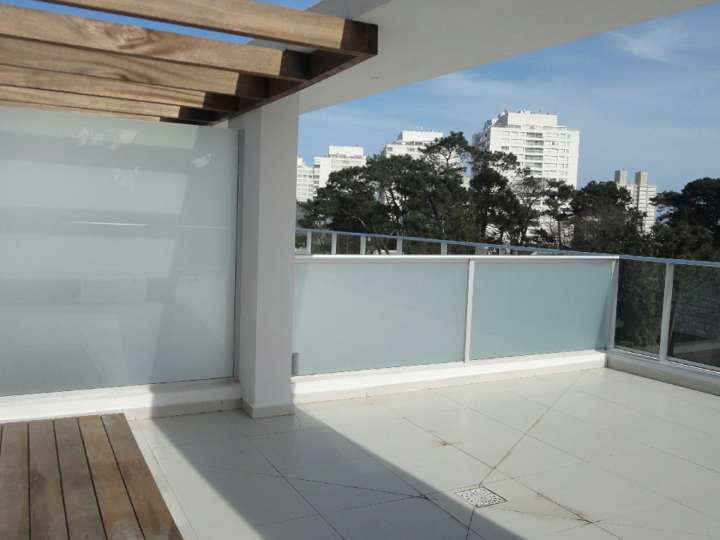 Apartamento en venta en Avenida José Terradel, Maldonado