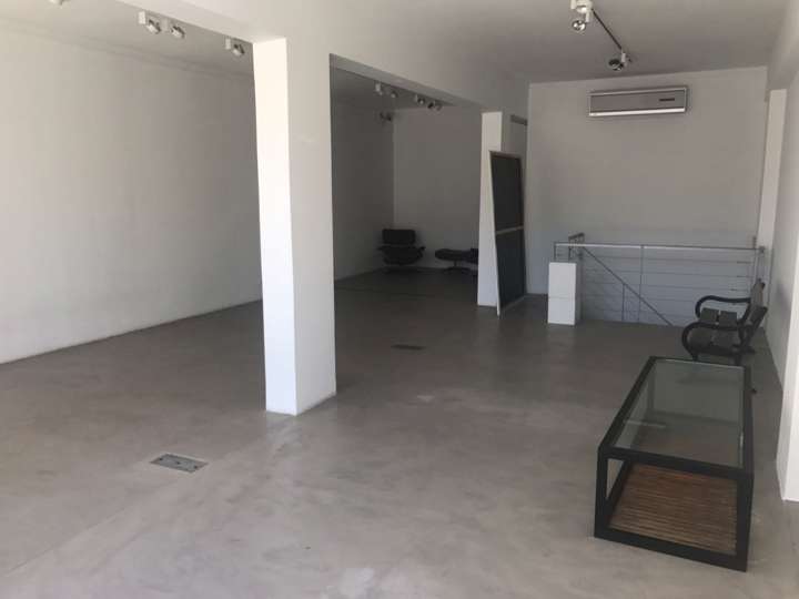 Comercial / Tienda en venta en Maldonado