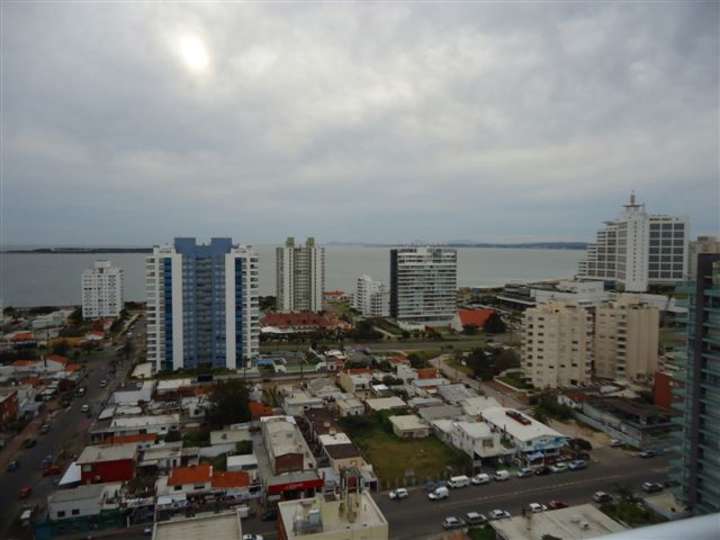 Apartamento en venta en Punta Del Este