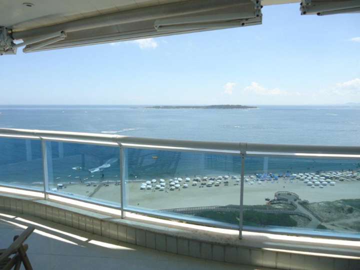 Apartamento en venta en Punta Del Este