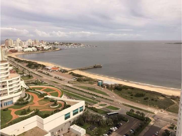 Apartamento en venta en Biarritz, Punta Del Este