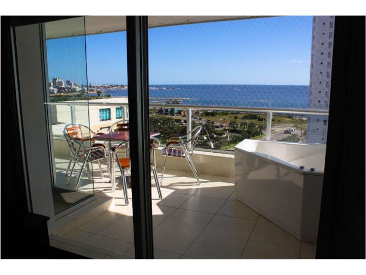 Apartamento en venta en Punta Del Este