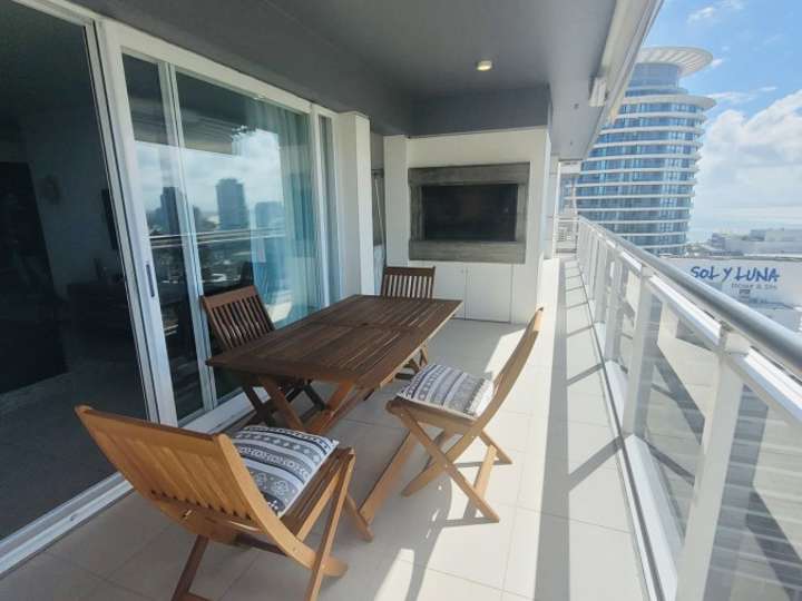 Apartamento en venta en Punta Del Este