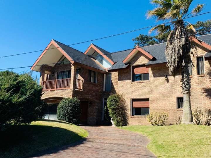 Casa en venta en Rambla General Artigas, Punta Del Este