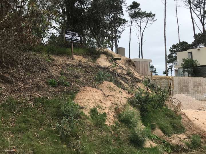 Terreno en venta en Avenida del Océano, Maldonado