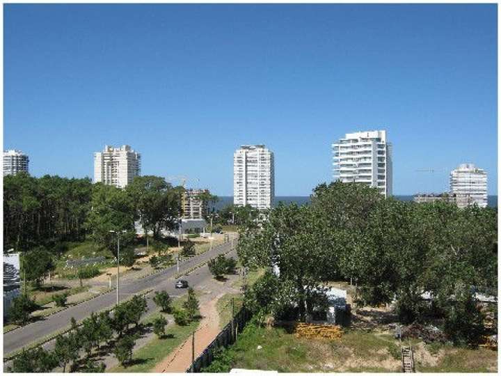 Apartamento en venta en Punta Del Este