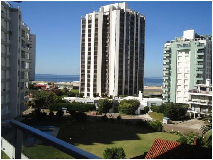 Apartamento en venta en Punta Del Este