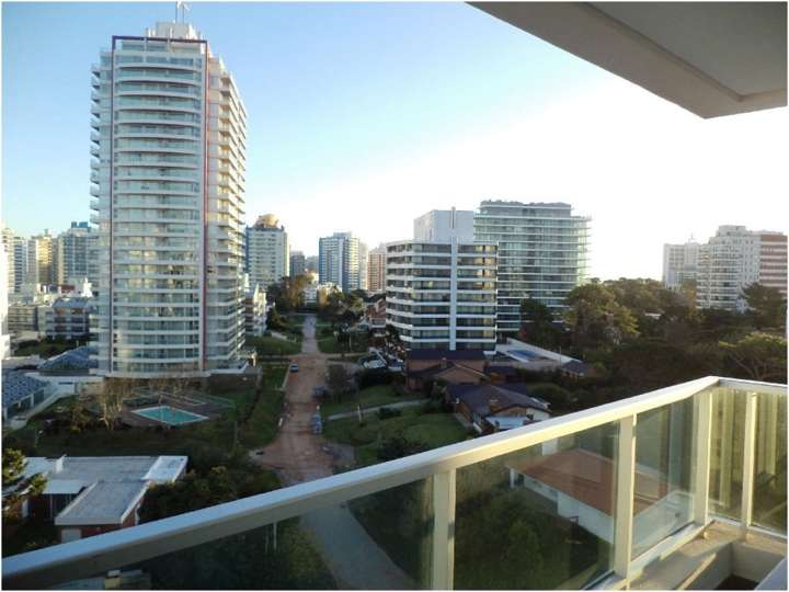 Apartamento en venta en Punta Del Este