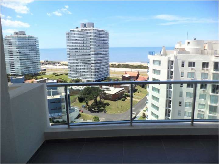 Apartamento en venta en Punta Del Este