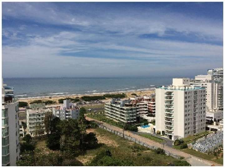 Apartamento en venta en Punta Del Este