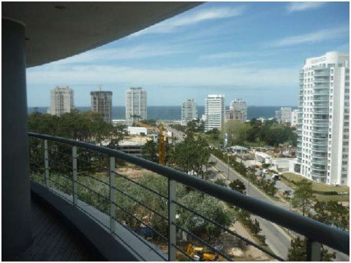 Apartamento en venta en Punta Del Este