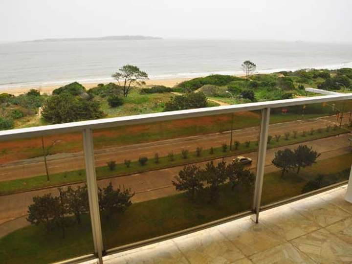 Apartamento en venta en Punta Del Este