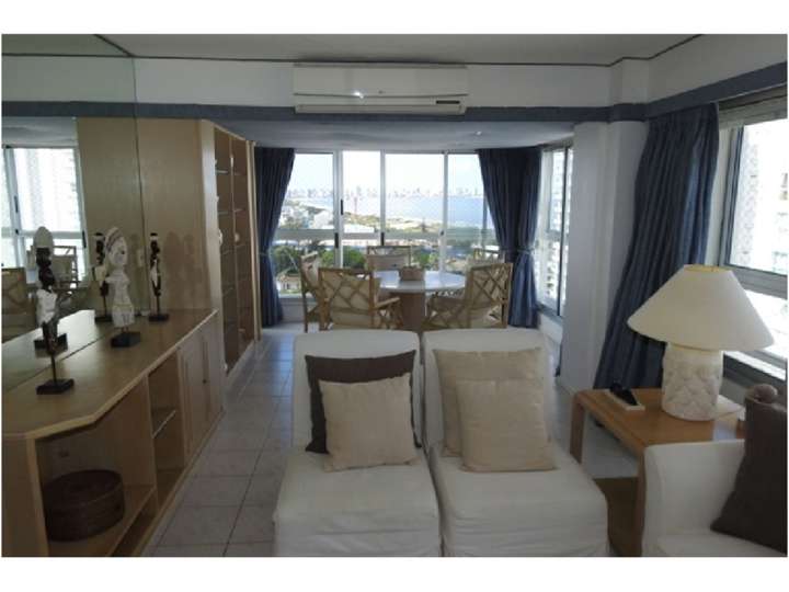 Apartamento en venta en Punta Del Este