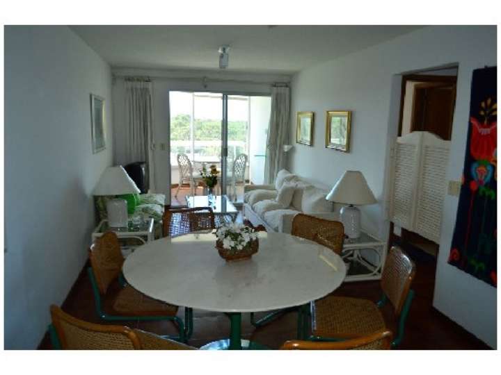 Apartamento en venta en Punta Del Este