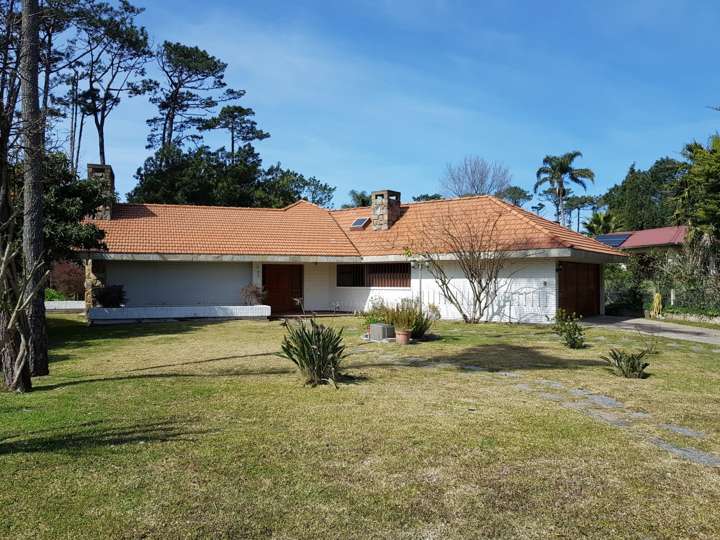 Casa en venta en Acrux, Maldonado