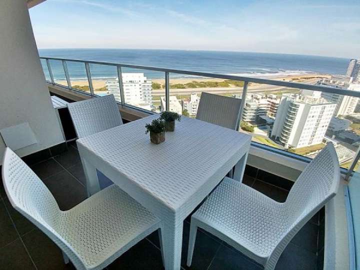 Apartamento en venta en Punta Del Este