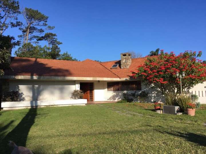 Casa en venta en Pinares, Maldonado