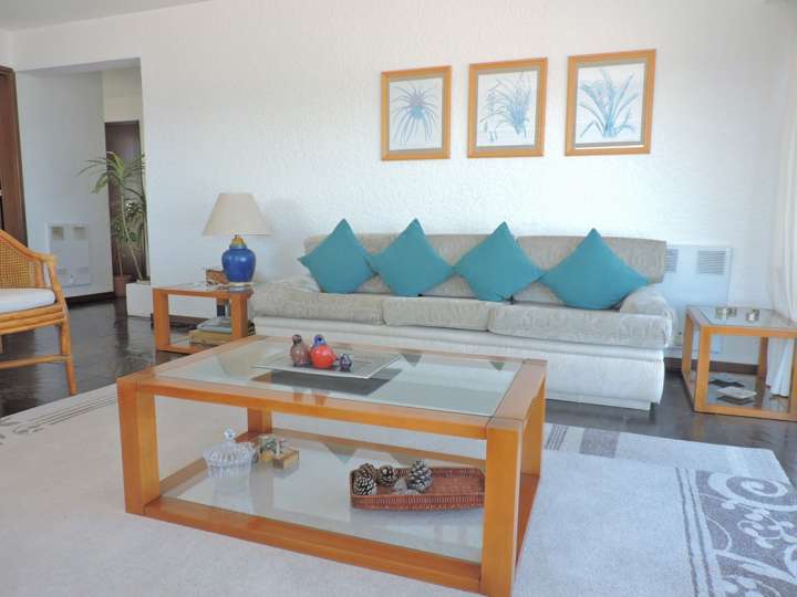 Apartamento en venta en Punta Del Este