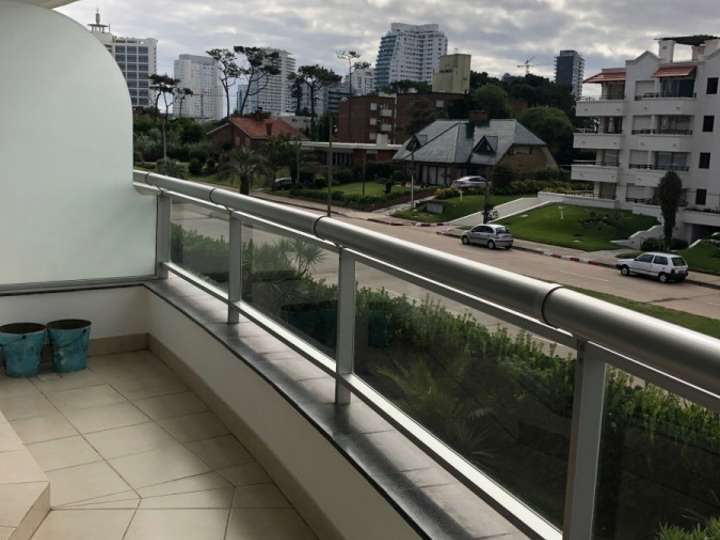 Apartamento en venta en Punta Del Este