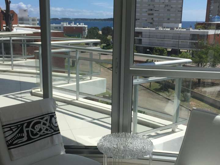 Apartamento en venta en Punta Del Este