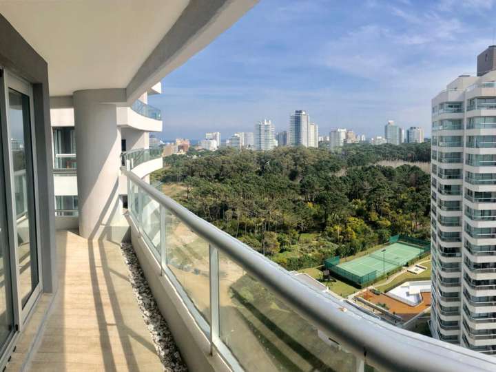 Apartamento en venta en Punta Del Este