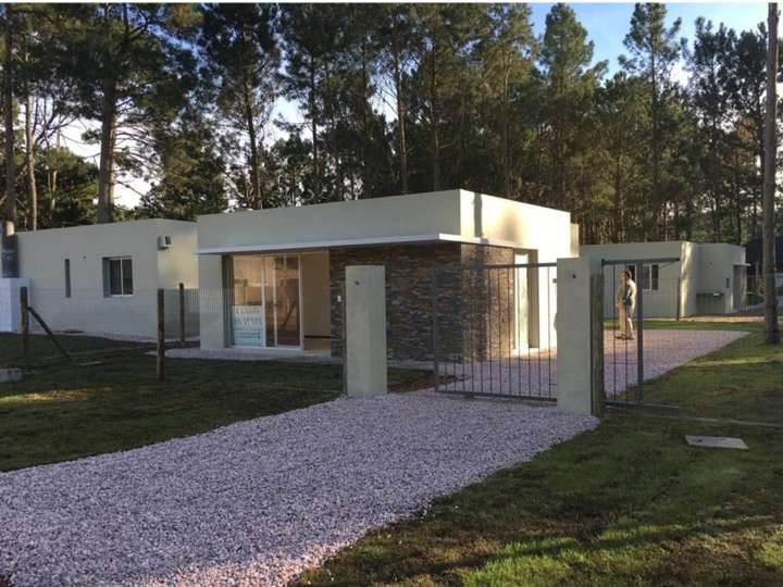 Casa en venta en Pinares, Maldonado
