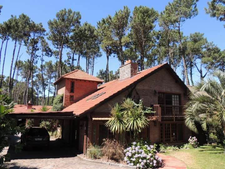 Casa en venta en Pinares, Maldonado