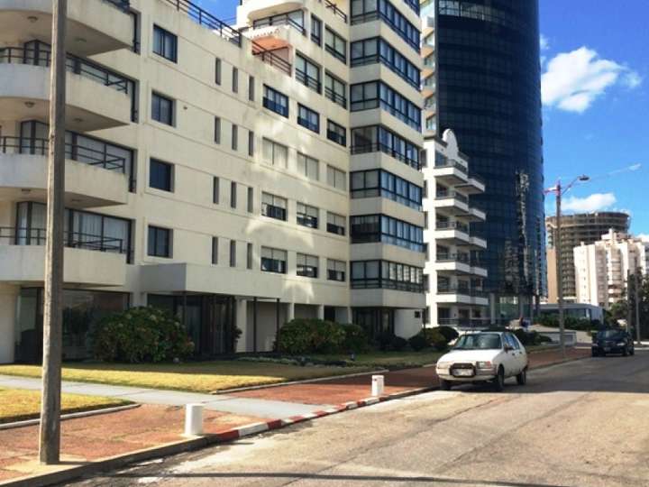 Apartamento en venta en Punta Del Este