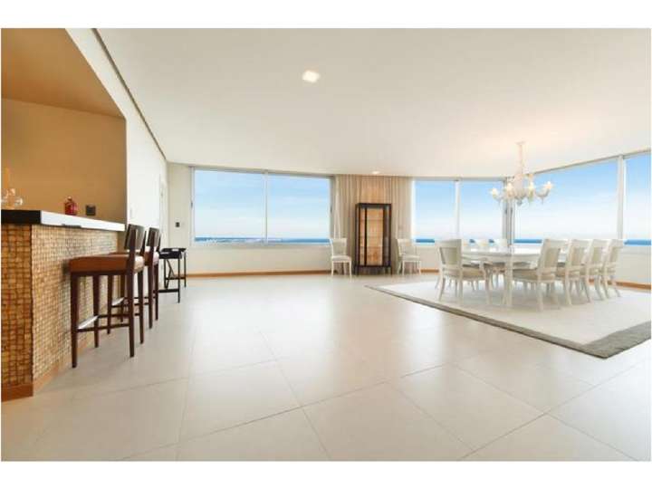 Apartamento en venta en Punta Del Este