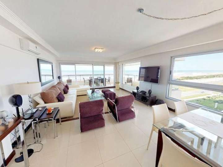 Apartamento en venta en Punta Del Este