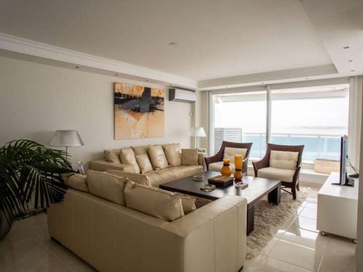 Apartamento en venta en Punta Del Este